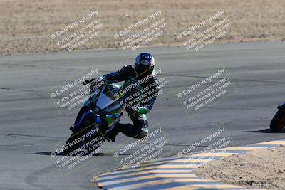 media/Mar-12-2022-SoCal Trackdays (Sat) [[152081554b]]/Turn 10 (130pm)/